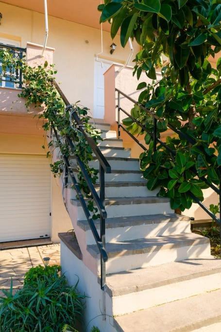 “Shiny” Sea View Apartment At Istron Agios Nikolaos Exterior foto